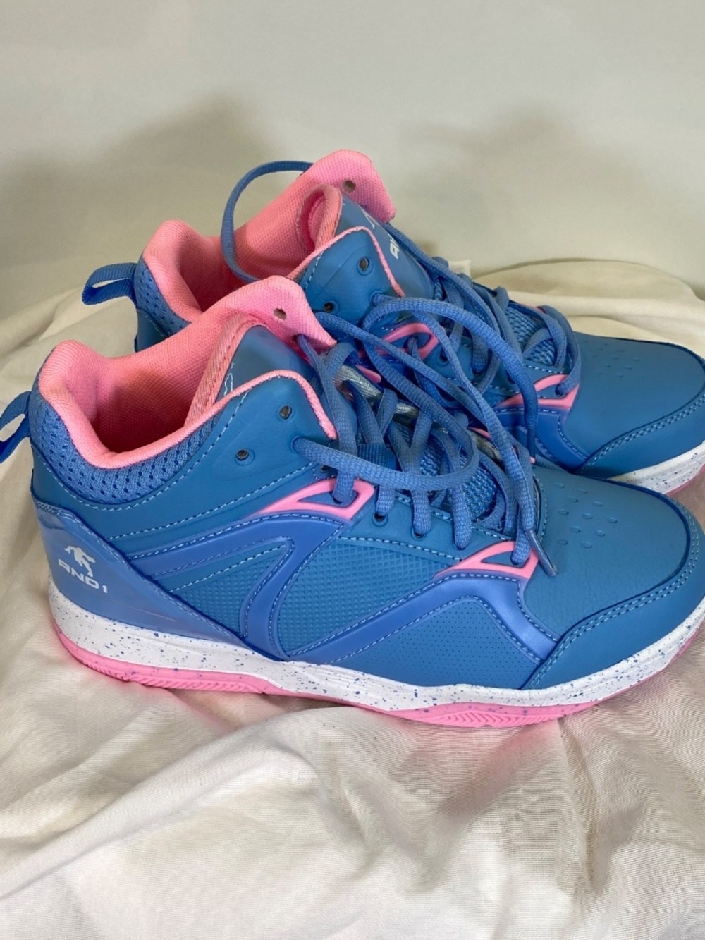 AND1 Pink Blue White High Top Sneakers Kids Sz 5 NEVER WORN